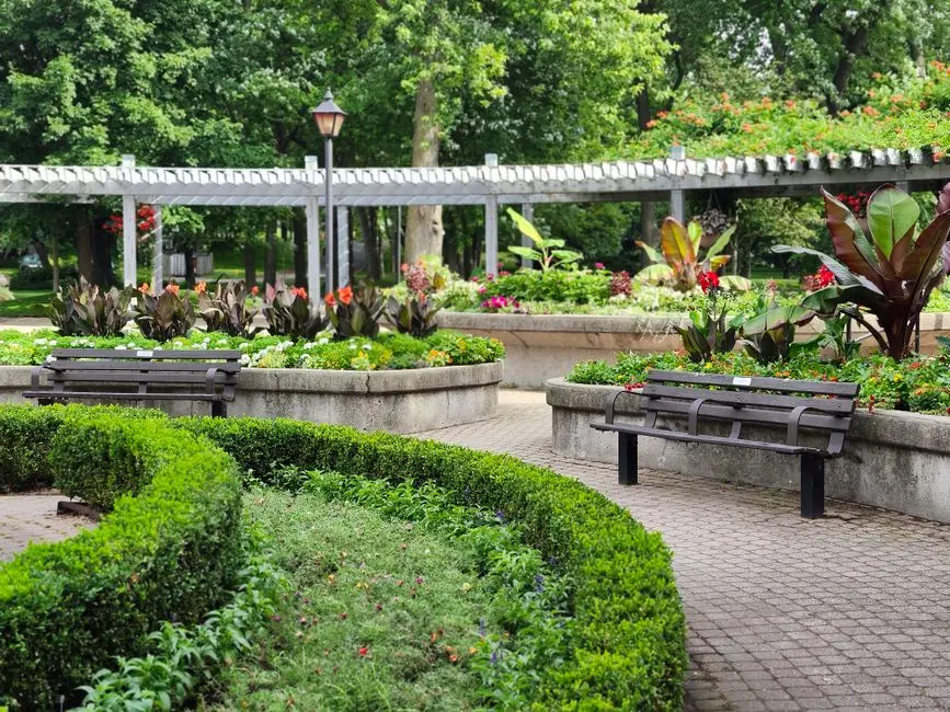 Greens & Outdoors at RAYMOND MAHALAXMI, Mumbai
